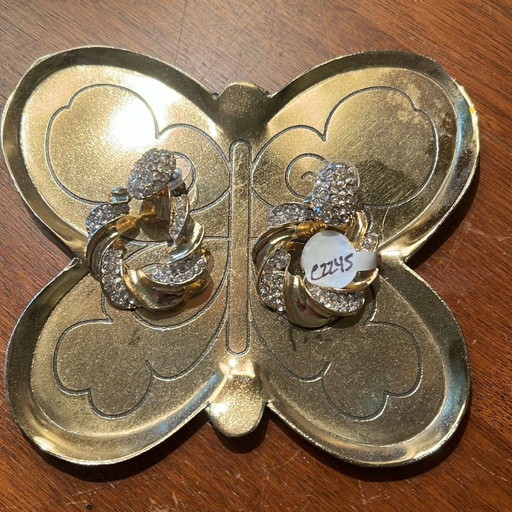 Amber Sceats crystal and gold earrings
